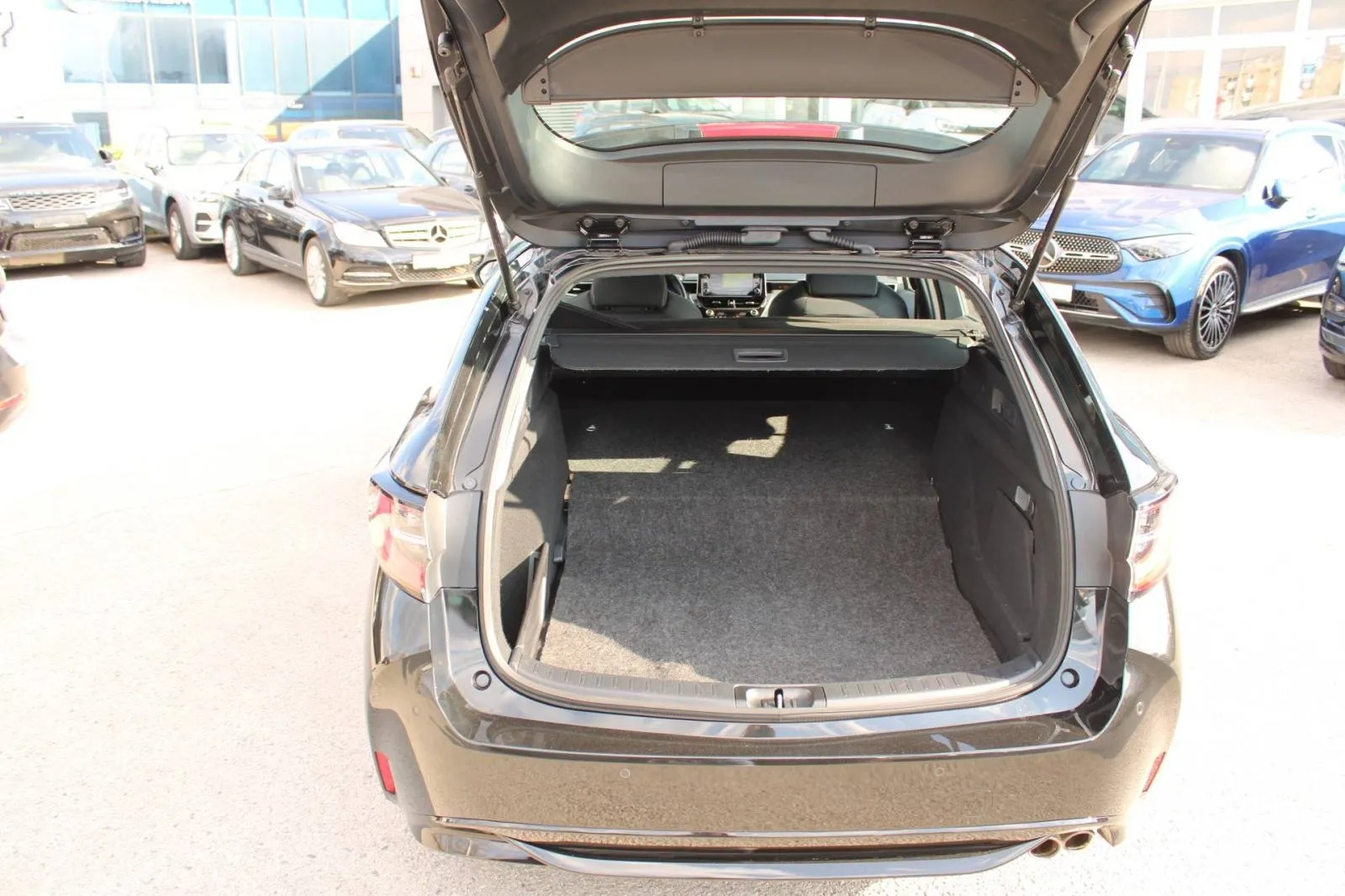 toyota corolla karavan 2.0 hybrid automatik n1 - teretno, 2021 god. - slika 10