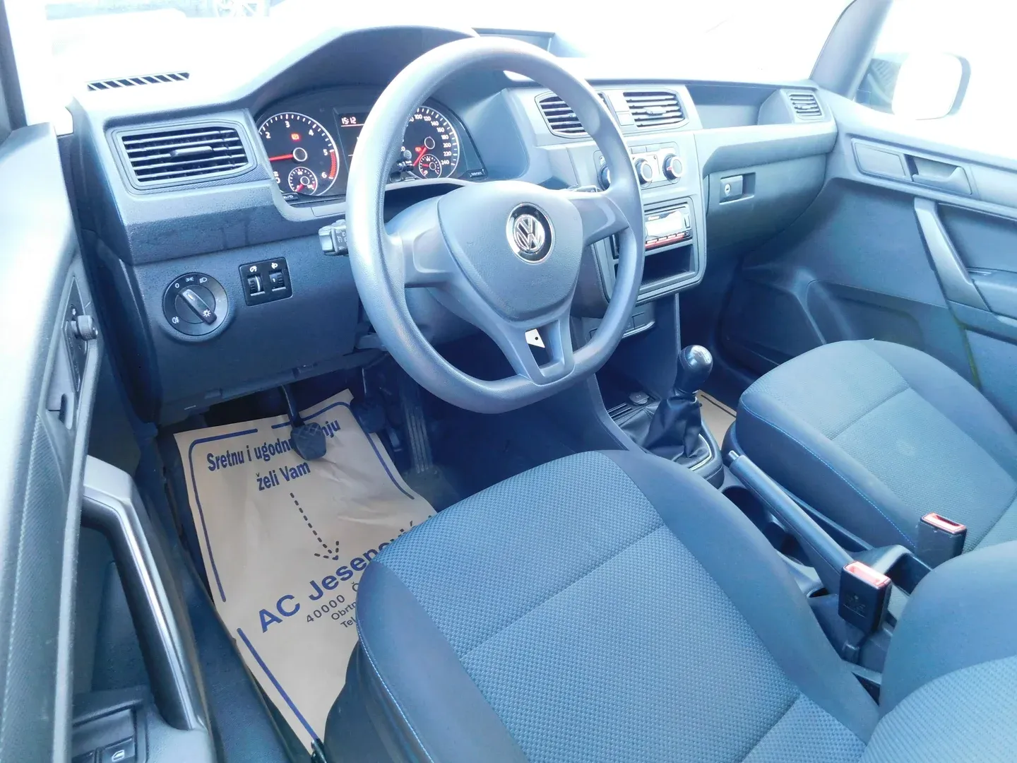 11911 vw caddy kombi maxi van 2.0 tdi - slika 8