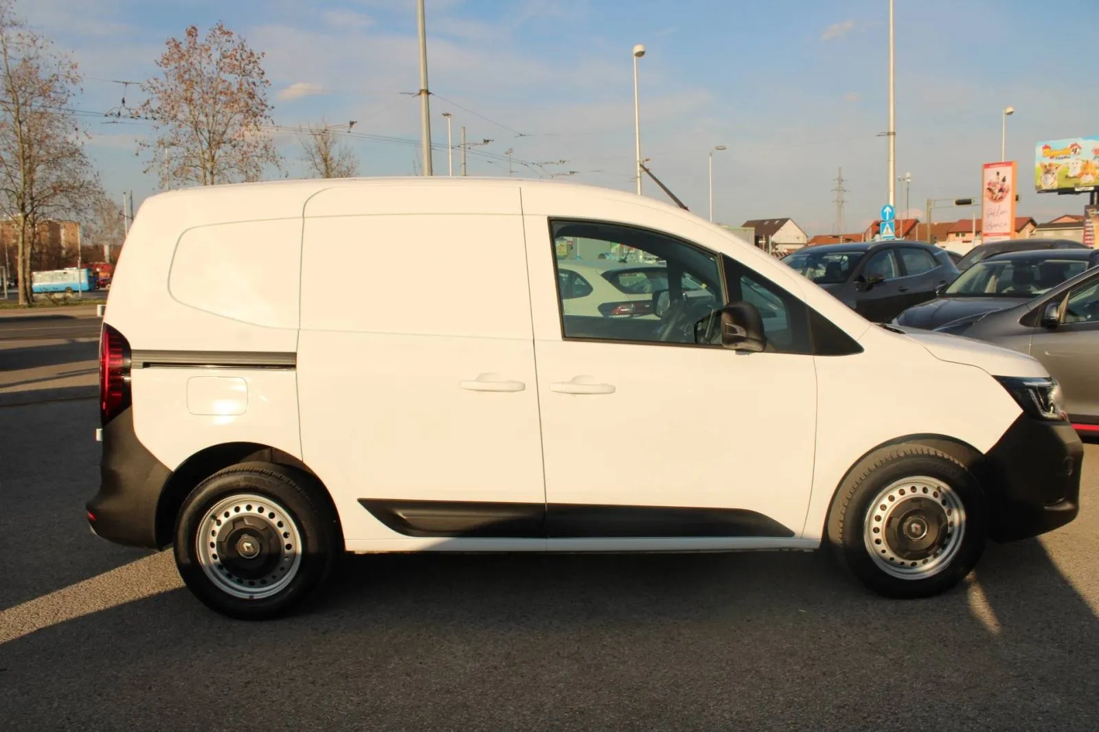 renault kangoo 1.5 dci *navigacija*, 2022 god. - slika 4