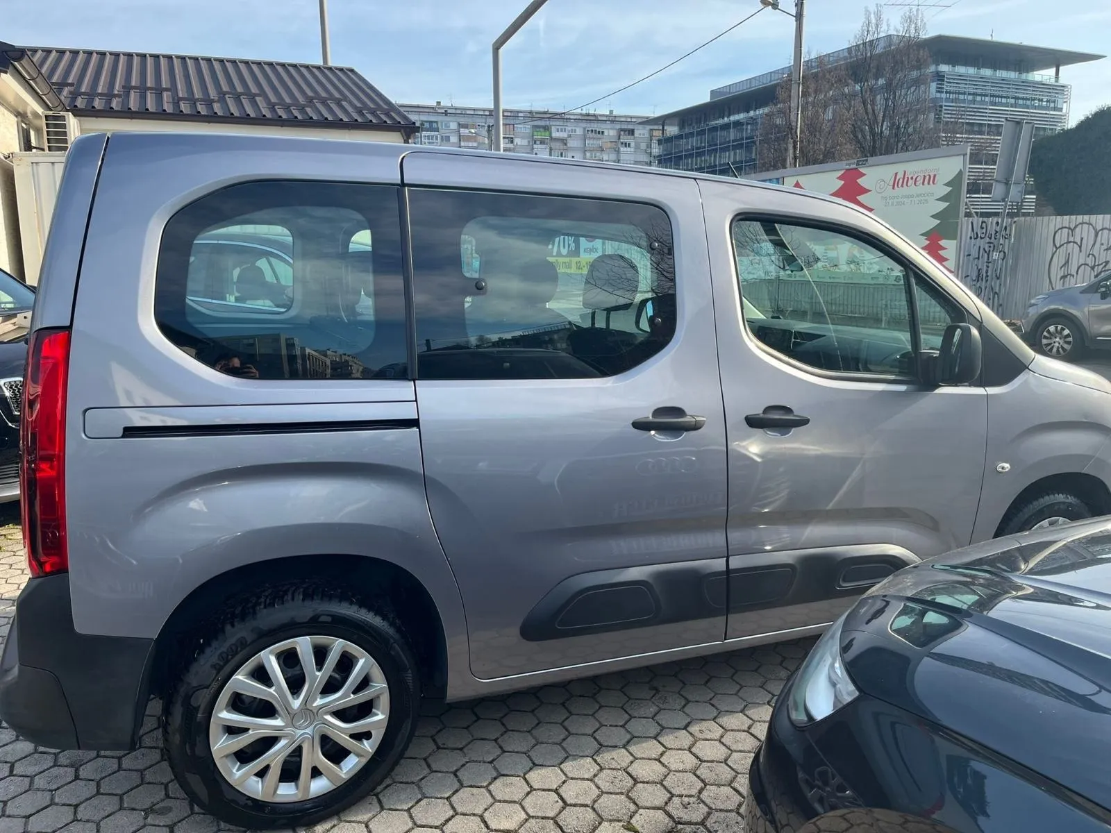 citroën berlingo 1,2 multispace s&s live m, mf ekran, 4x garancije! - slika 8