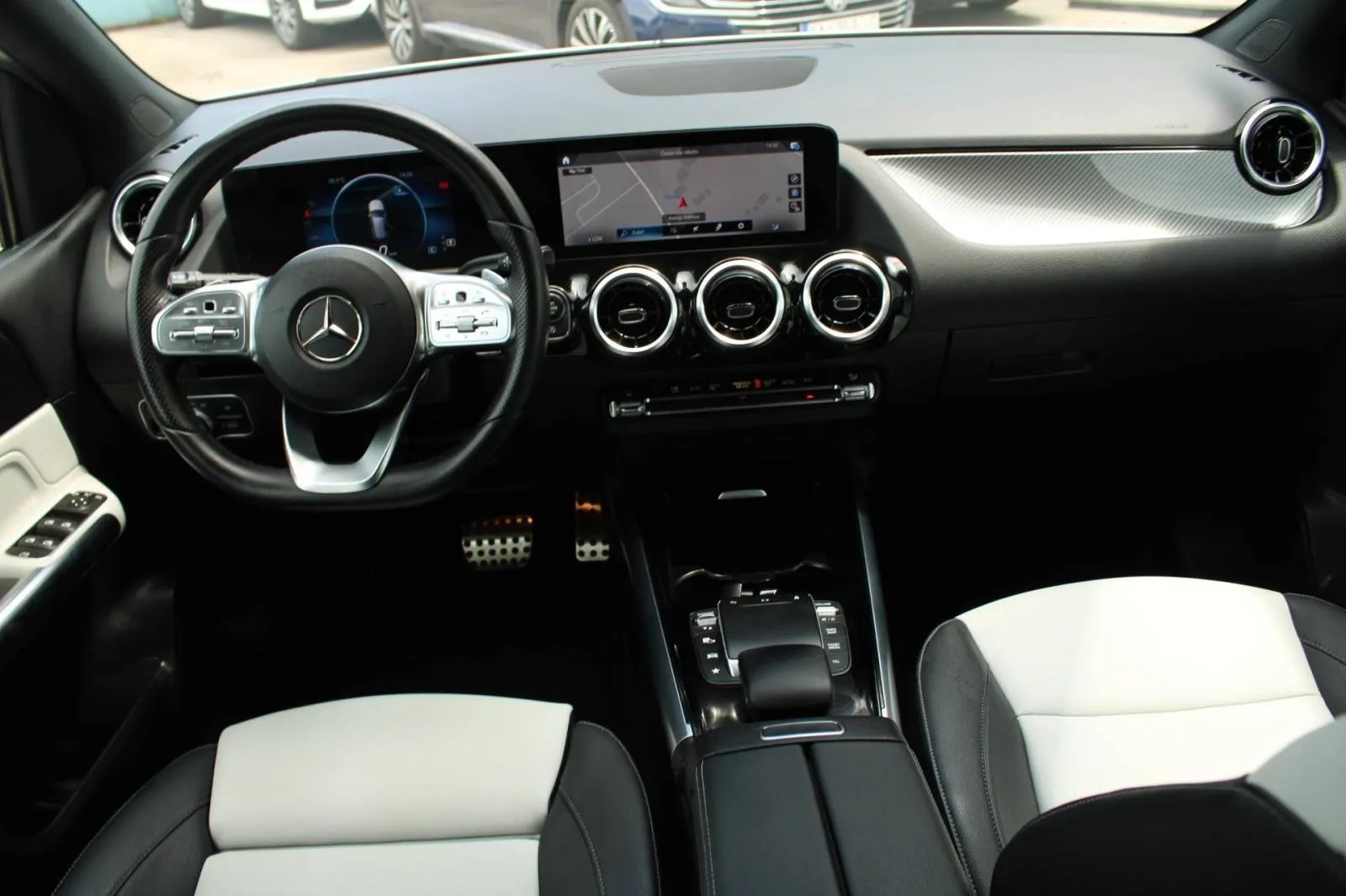 mercedes-benz klasa b 180d amg automatik *led, navigacija, kamera* - slika 12