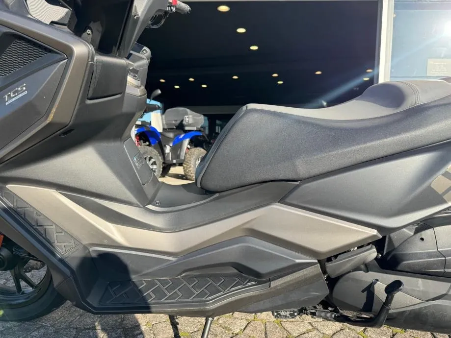 kymco dtx 360 abs tcs, a2 kategorija, s garancijom, 2023 god. - slika 9