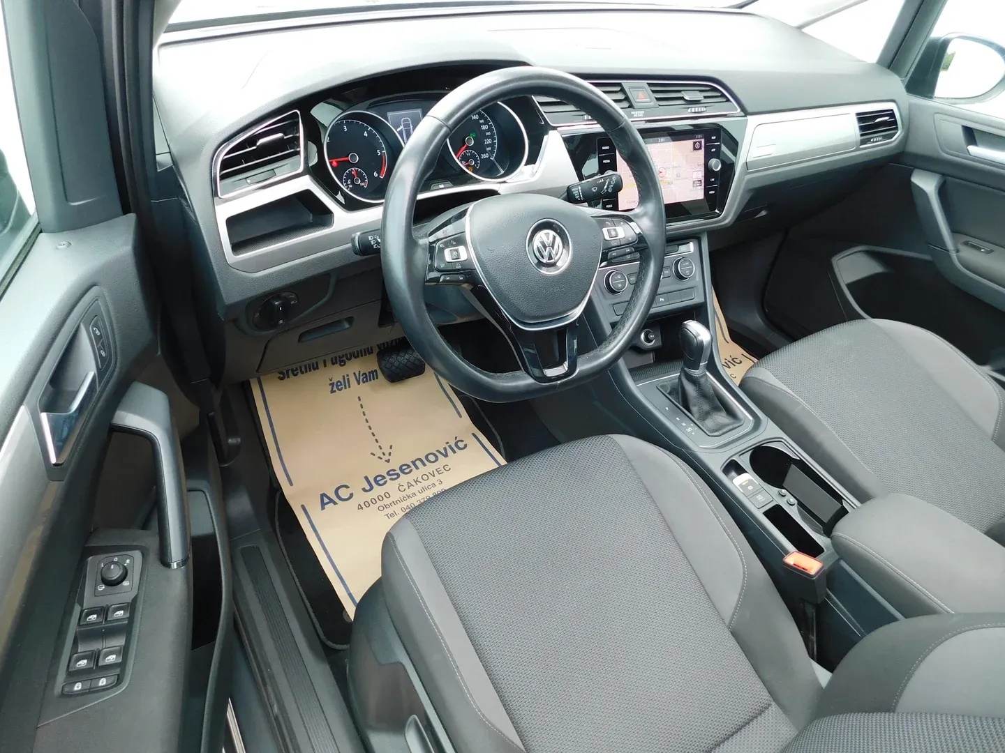 08819 volkswagen touran 1.6 tdi dsg trendline - slika 8