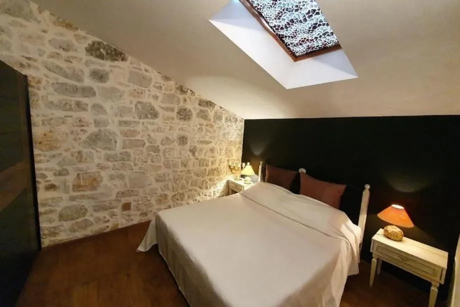 poreč 4 km -kamena kuća sa dva stana na prodaji (prodaja) - slika 6