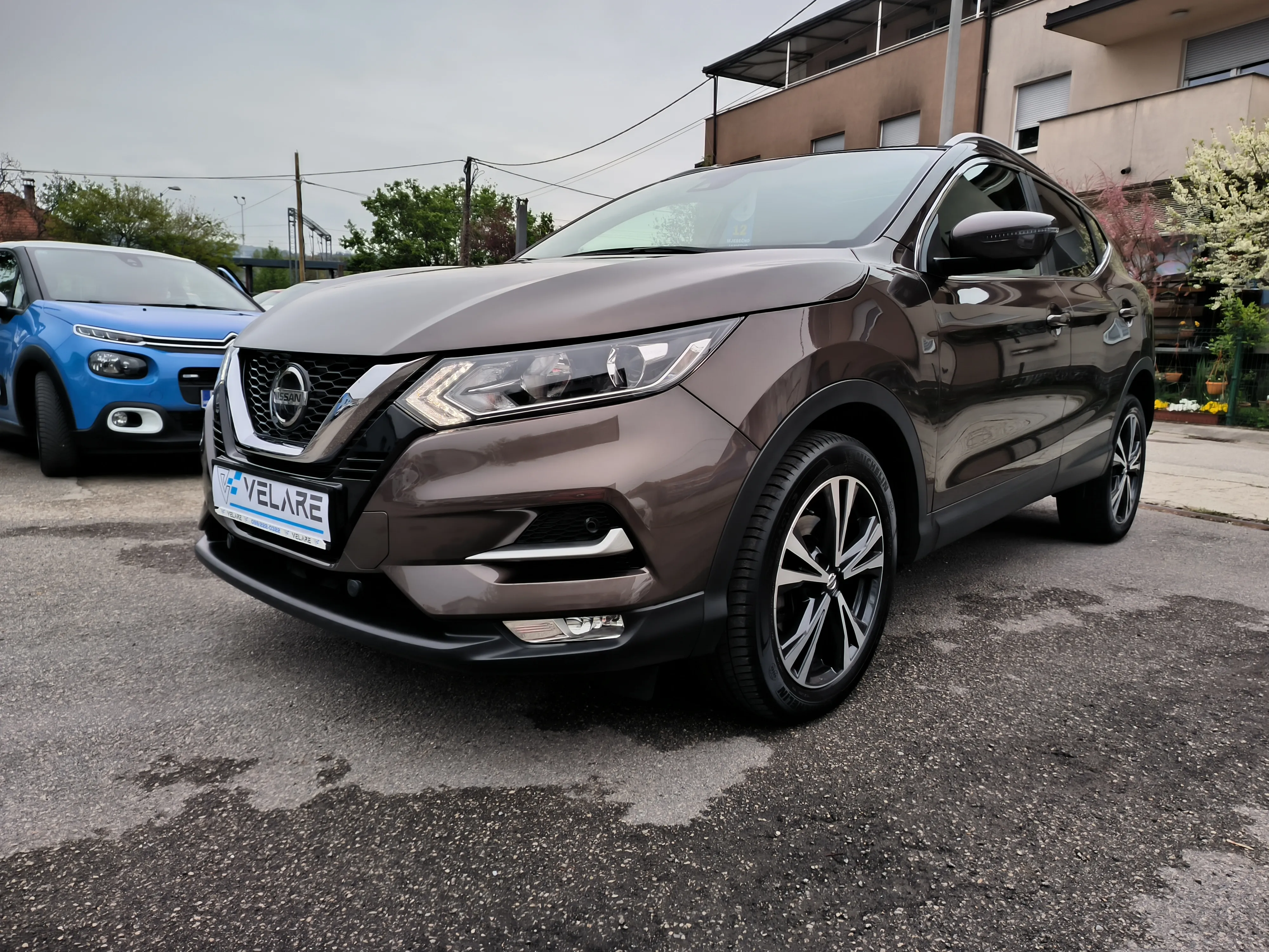 Nissan Qashqai 1,3 DIG-T 160ks, AUTOMATIK, SERVISNA, JAMSTVO, REG. 1 G - Zagreb