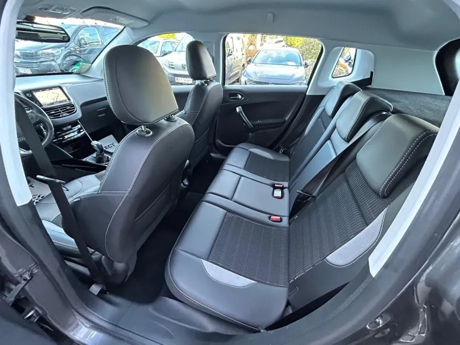 peugeot 2008 allure - 2017 - 44.000km - navi - reg 1 god !!! - slika 9