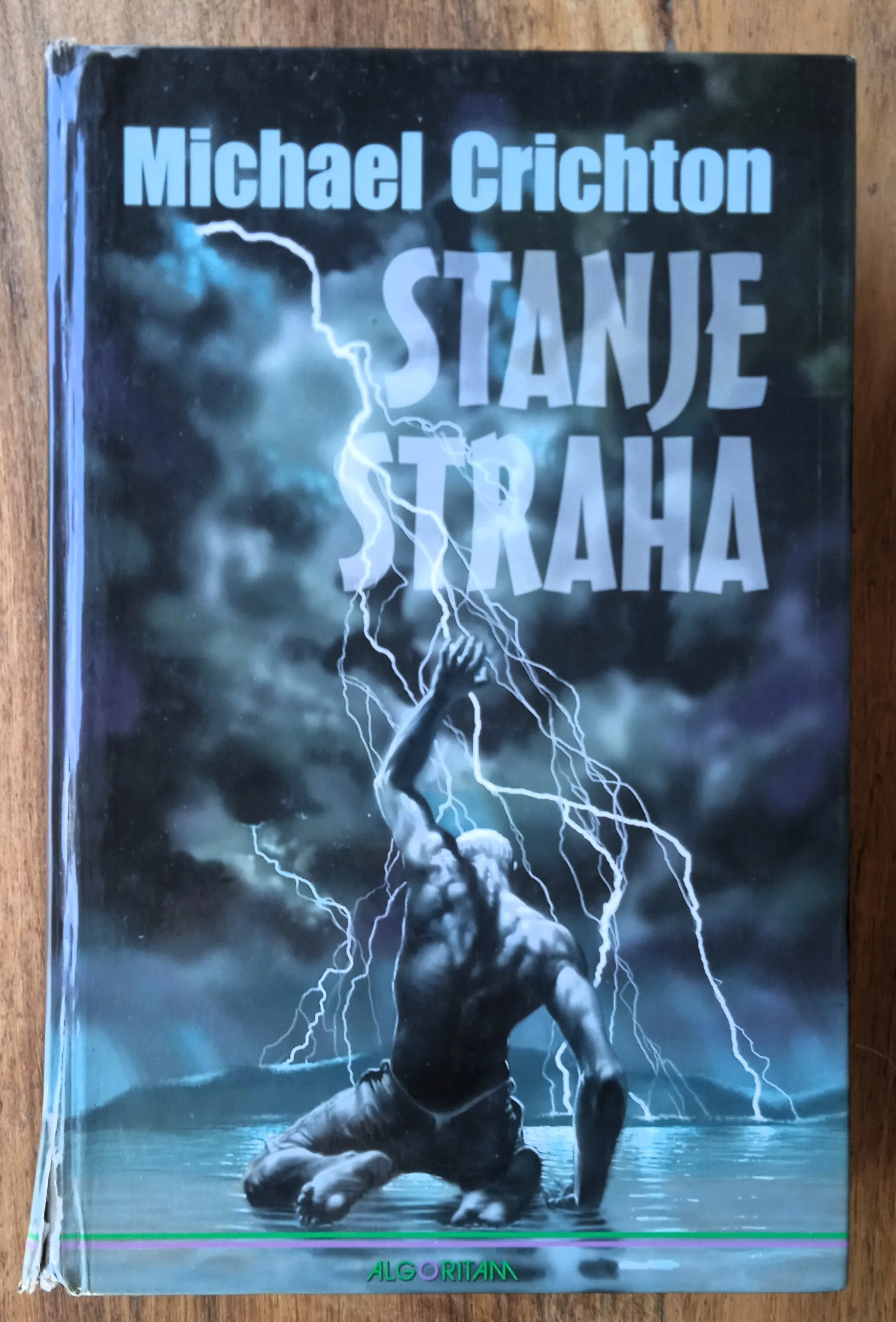 STANJE STRAHA Michael Crichton - Sisak