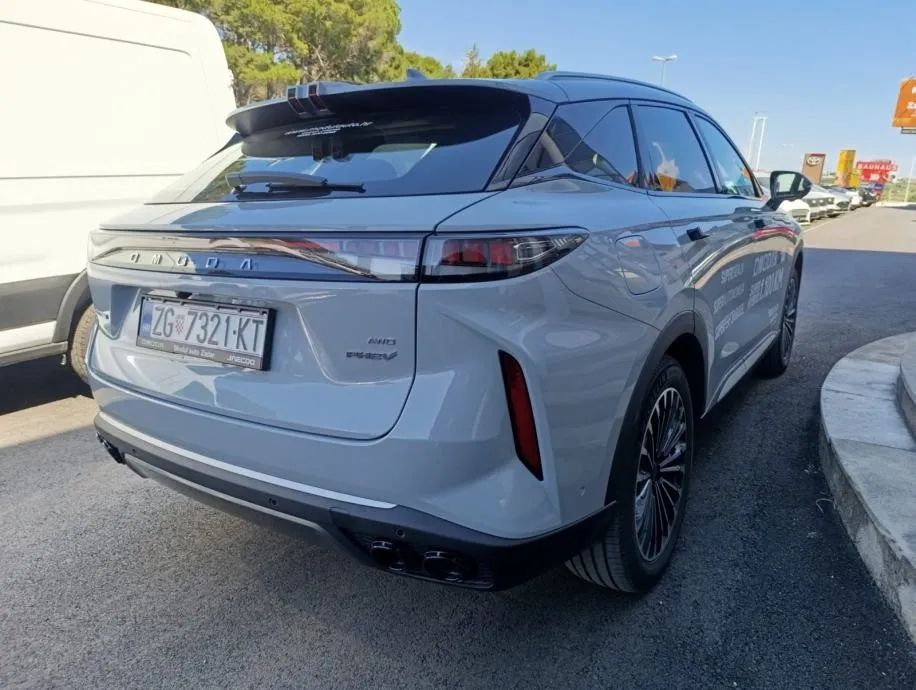 omoda 9 phev 1.5 automatik-isporuka srpanj - slika 4