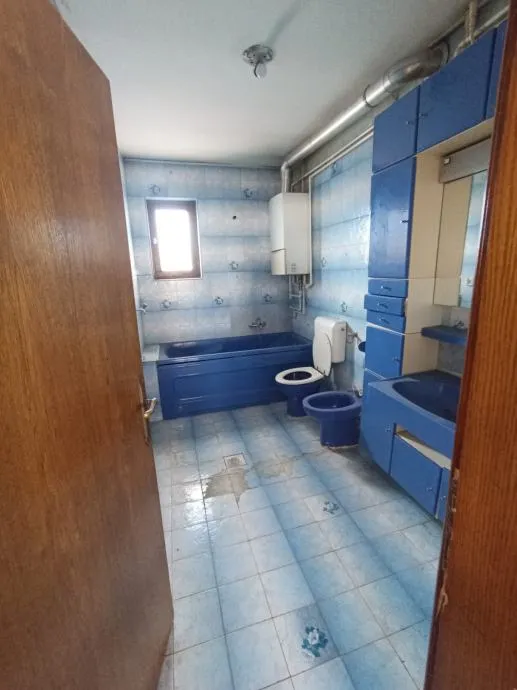 kuća: zagreb (trnovčica), 300.00 m2 = 4 etaže / stana (prodaja) - slika 18