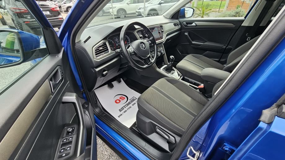vw t-roc 1,0 tsi,fuul led,climatronic,pdc,gr.sjedala,alu 17,tempomat - slika 14