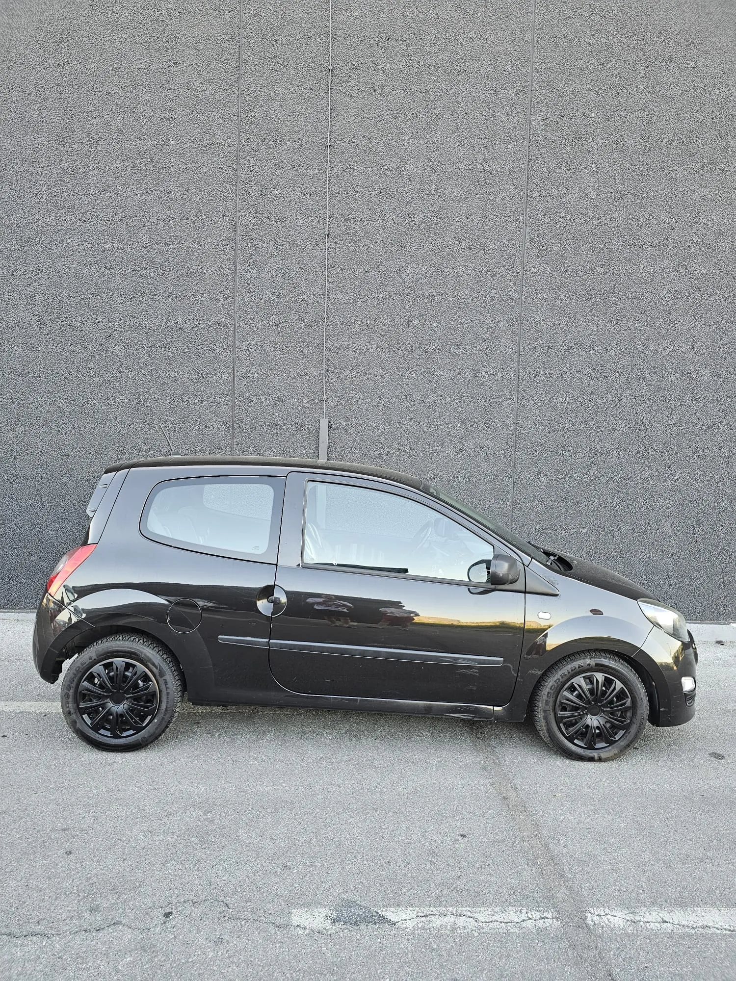 renault twingo 1,2 16v lev 2013. g 147000 - slika 8