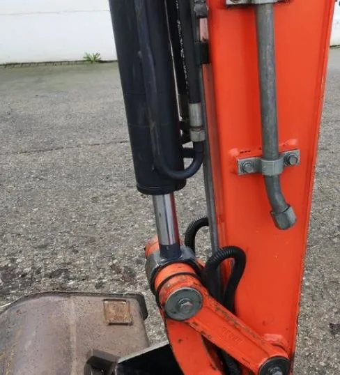 ***akcija*** kubota kx61-3 mini bager 2,6 t - 25.000,00 € - slika 2