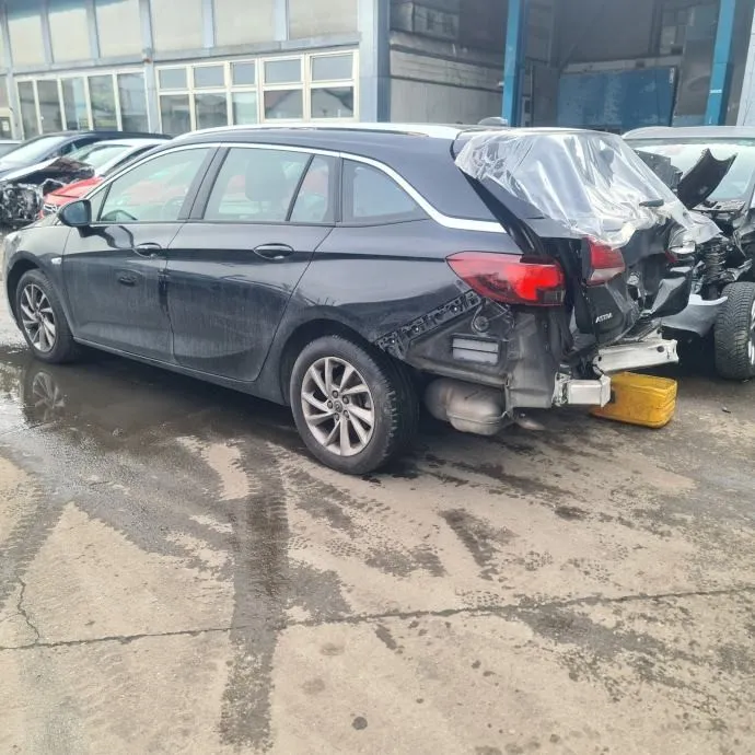 opel astra karavan 1,5 d # dijelovi - slika 3