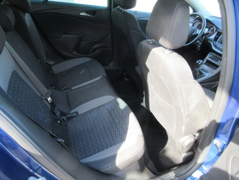 opel astra karavan 1,5 d,122ks,rik.kamera,navi,kuka,toop,. - slika 12