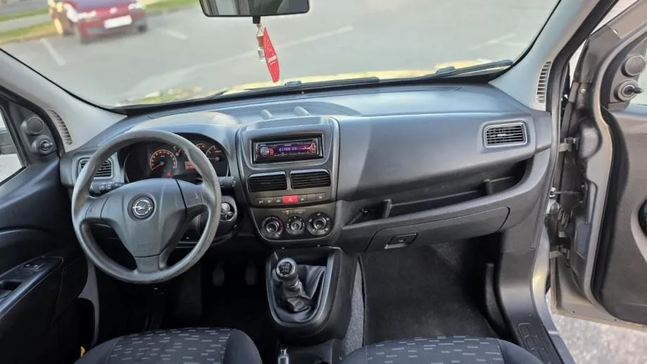 opel combo 1,6 cdti - slika 4
