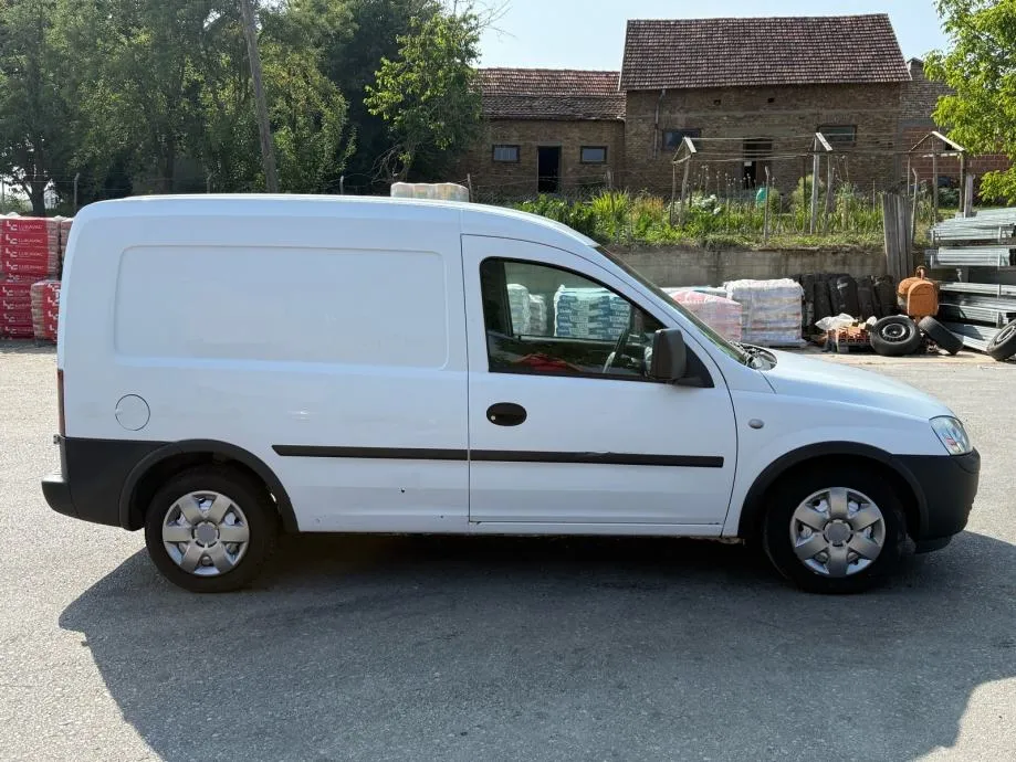 opel combo hladnjača, 2010 god. - slika 6