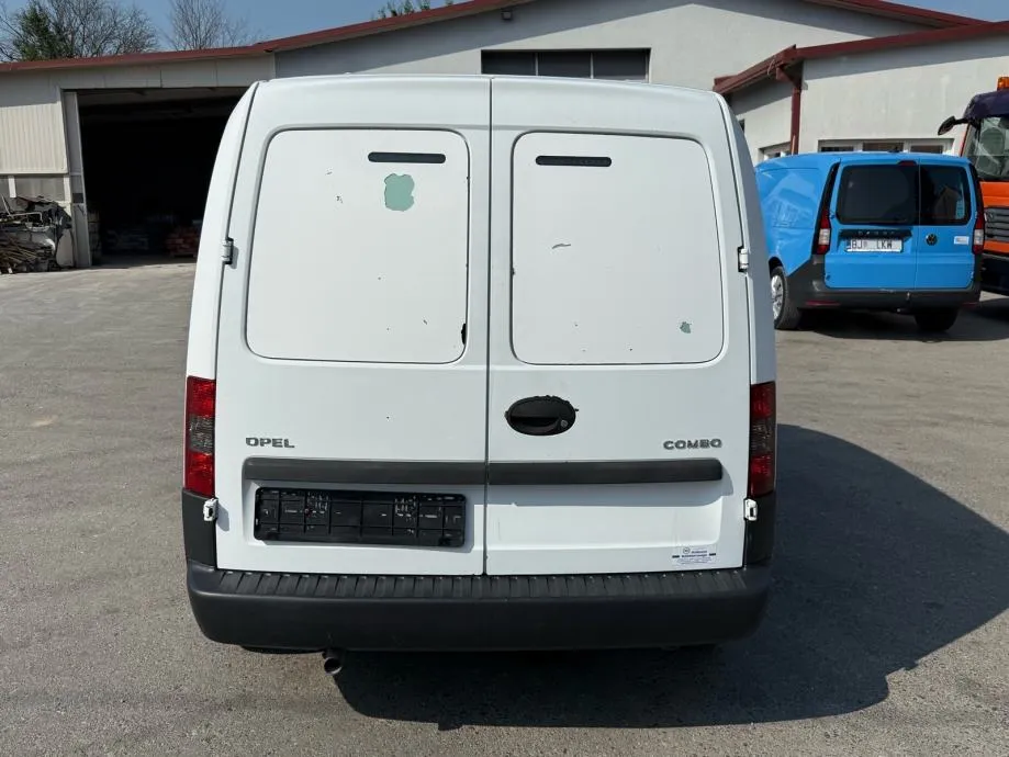 opel combo hladnjača, 2010 god. - slika 4