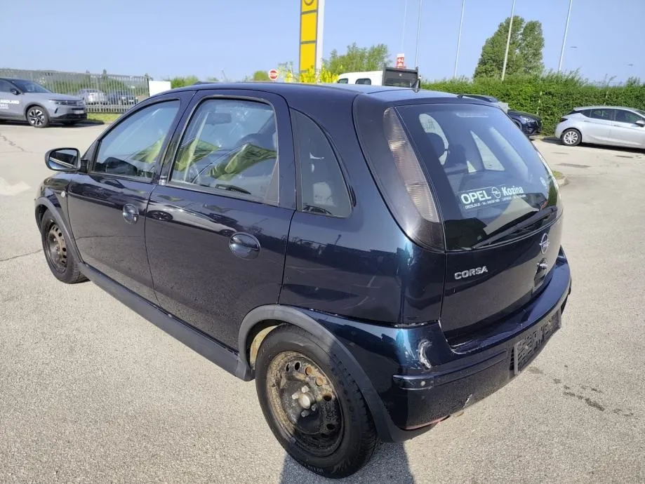 opel corsa 1,2 16v - slika 5