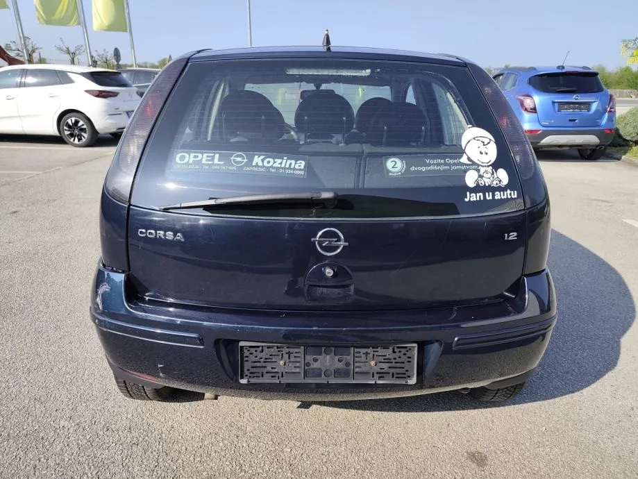 opel corsa 1,2 16v - slika 8