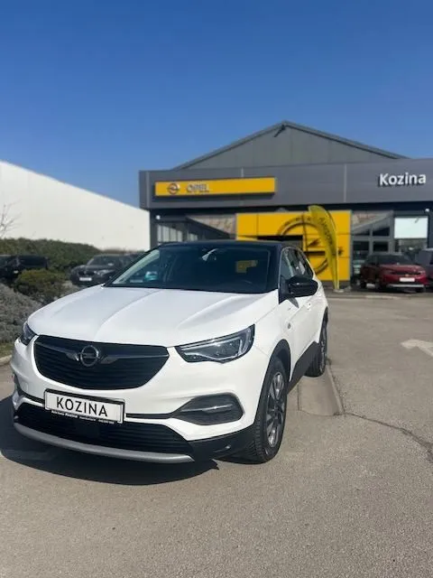Opel Grandland X 1,2 Turbo Elite; SERVISNA POVIJEST - Mokrice, Oroslavje