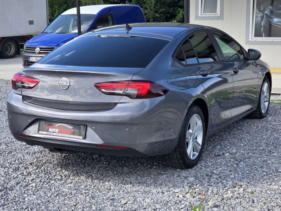 opel insignia 1,6 cdti - slika 9