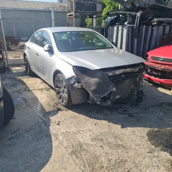 https://www.njuskalo.hr/karambolirani-auti/opel-insignia-2.0-cdti-a20d - Zagreb