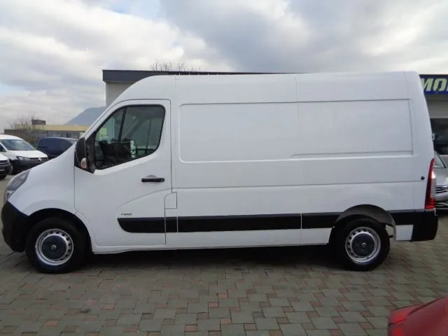 opel movano furgon 2,3 cdti l2h2//,klima/parksen/obložen/49tkm, 2020 g - slika 7