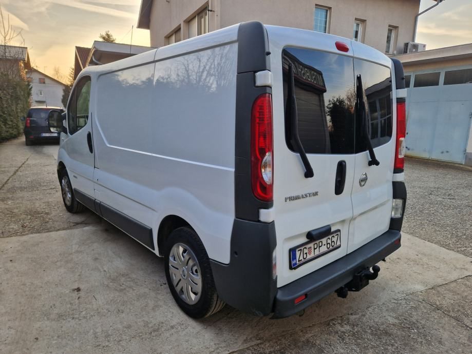 opel vivaro 2,0 2,7 t pocinčan kuka klima pdv kartice 36 mj - slika 3