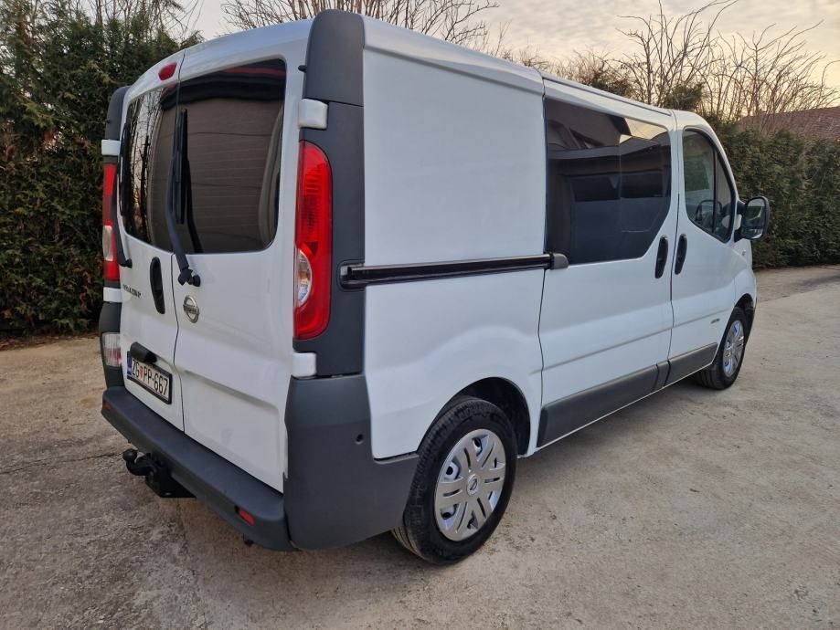 opel vivaro 2,0 2,7 t pocinčan kuka klima pdv kartice 36 mj - slika 15