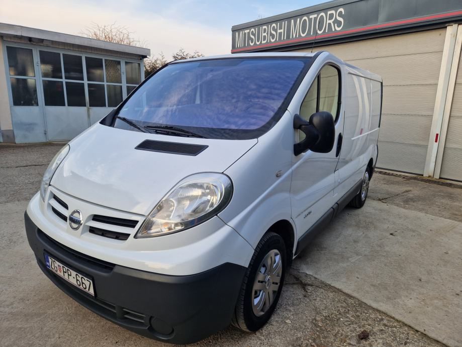 opel vivaro 2,0 2,7 t pocinčan kuka klima pdv kartice 36 mj - slika 17