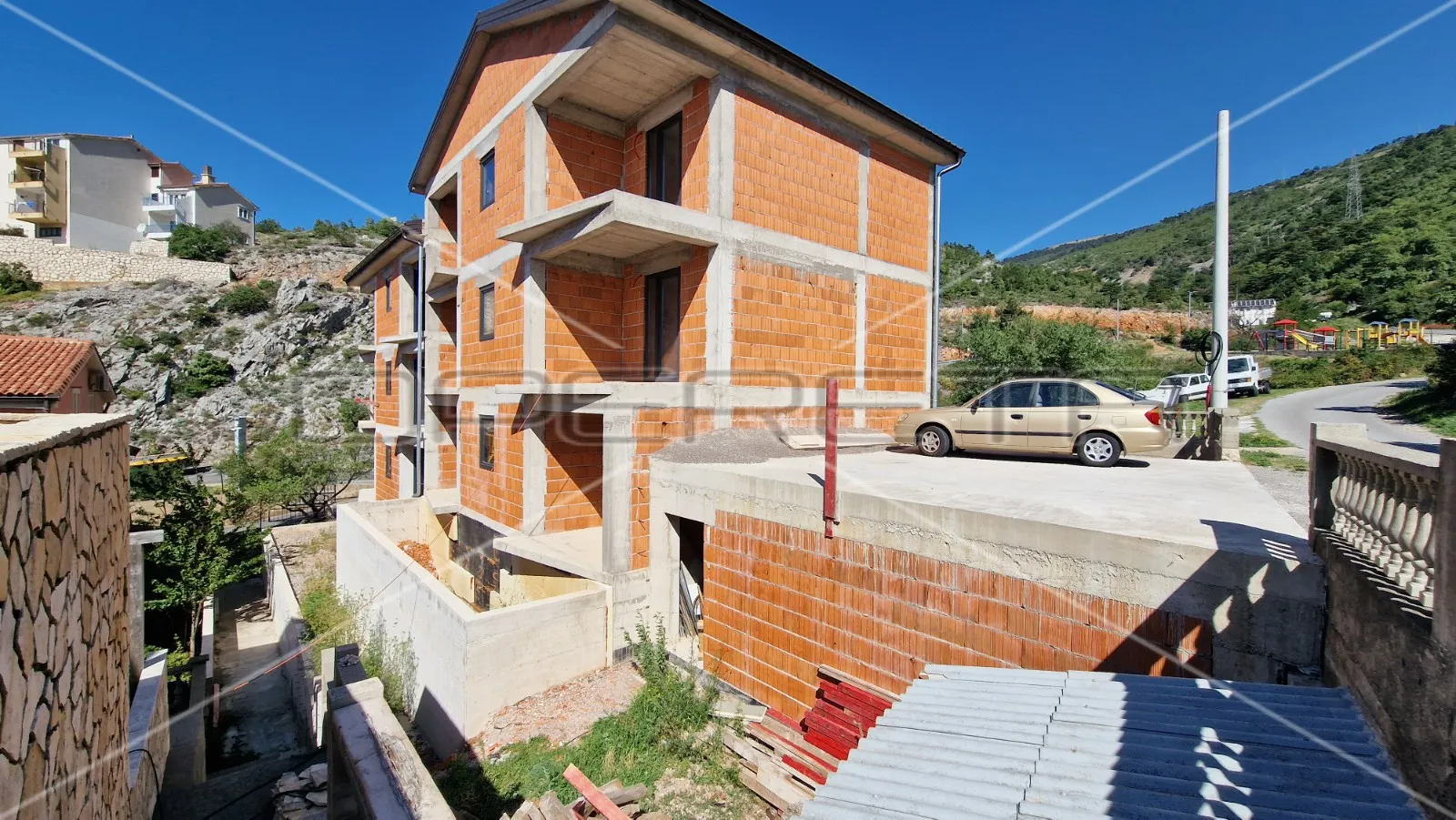 novoizgrađeni objekt, 6 stanova, garaža, parking, pogled, senj, 602,39 - slika 8