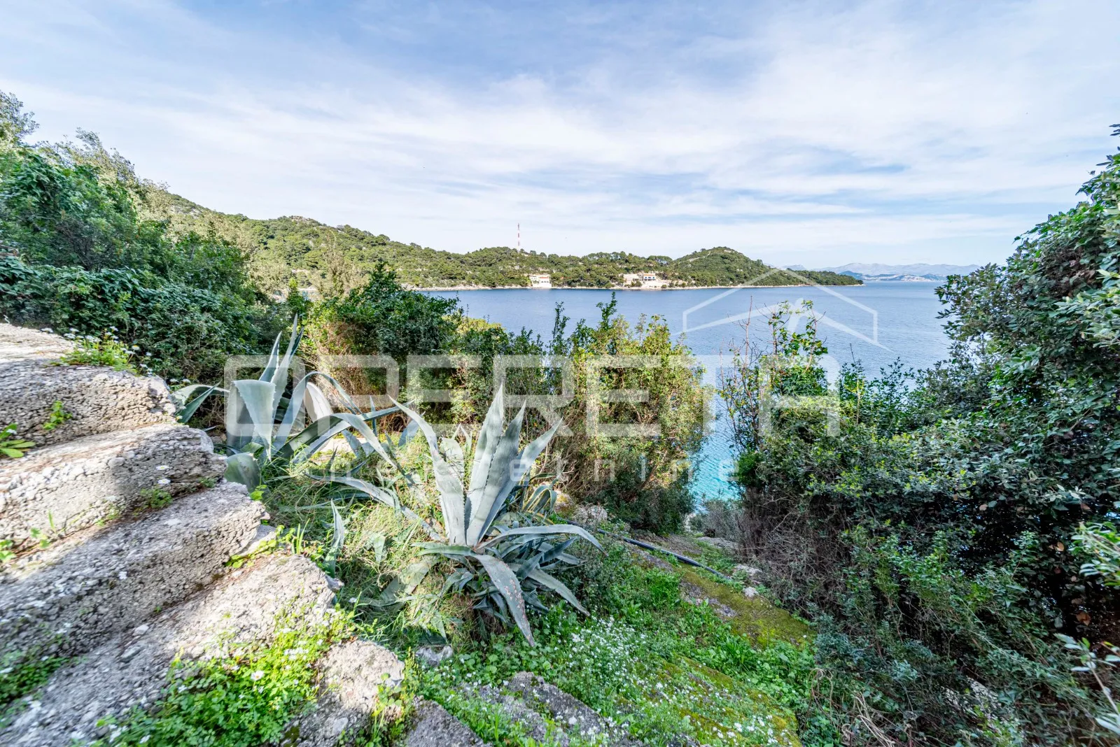 otok mljet – kuća uz more i zemljište za uzgoj mediteranskih kultura - slika 13
