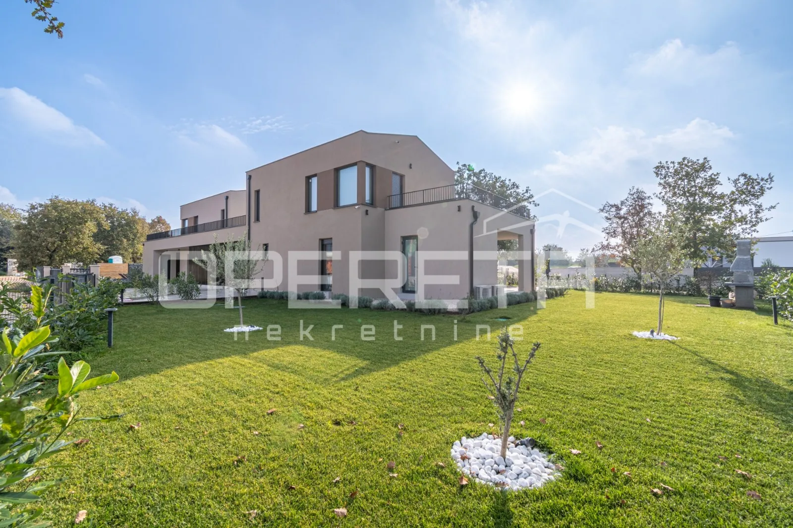 dvojni objekt, prodaja, poreč, 165 m2 - slika 2