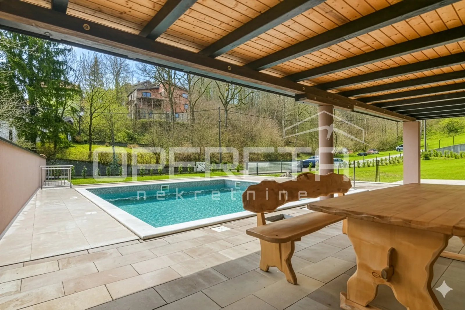 GRAĐEVINSKO ZEMLJIŠTE SA ZAPOČETOM GRADNJOM – SAMOBOR – JELENŠČAK - 1.192 m² + B - Bistrac