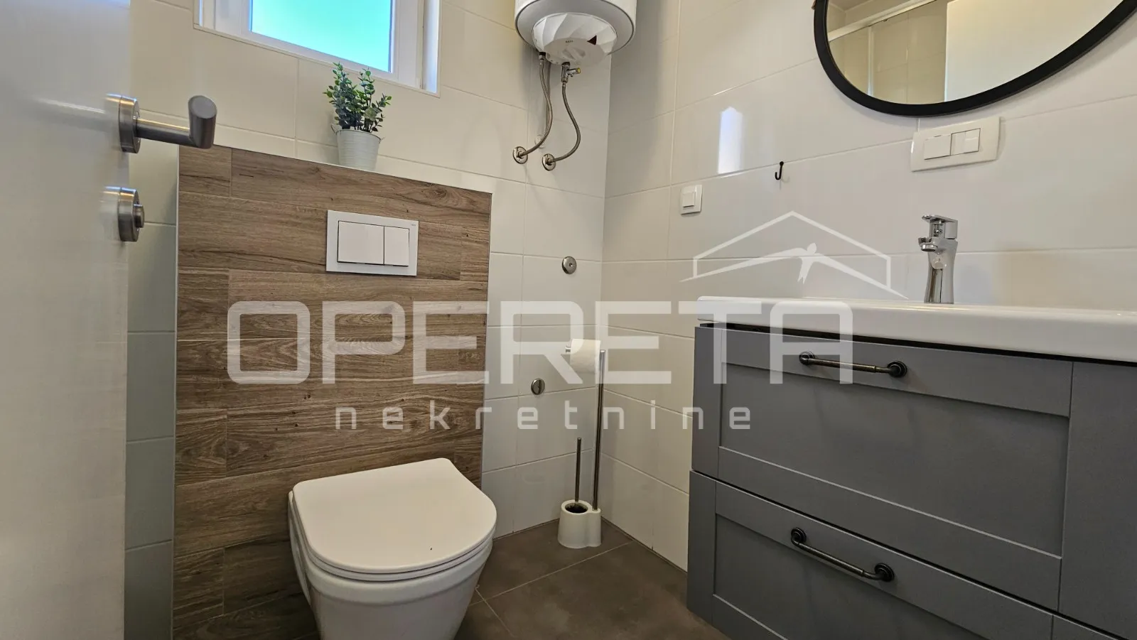 vir – samostojeća kuća s četiri moderno uređena apartmana, 170 m² - slika 21