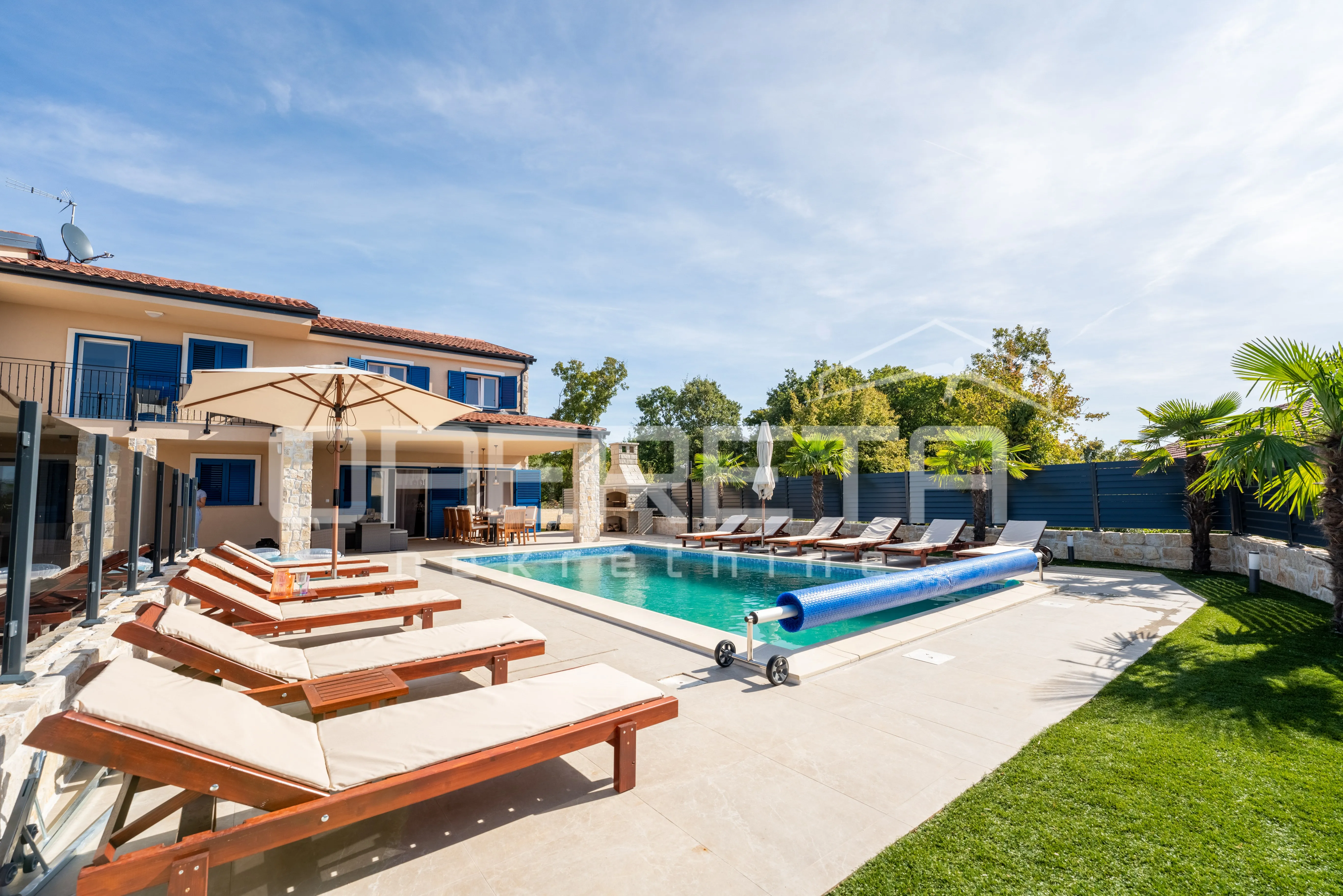 prostrana moderna vila s bazenom – otok krk, mir i udobnost na 931 m² zemljišta - slika 4