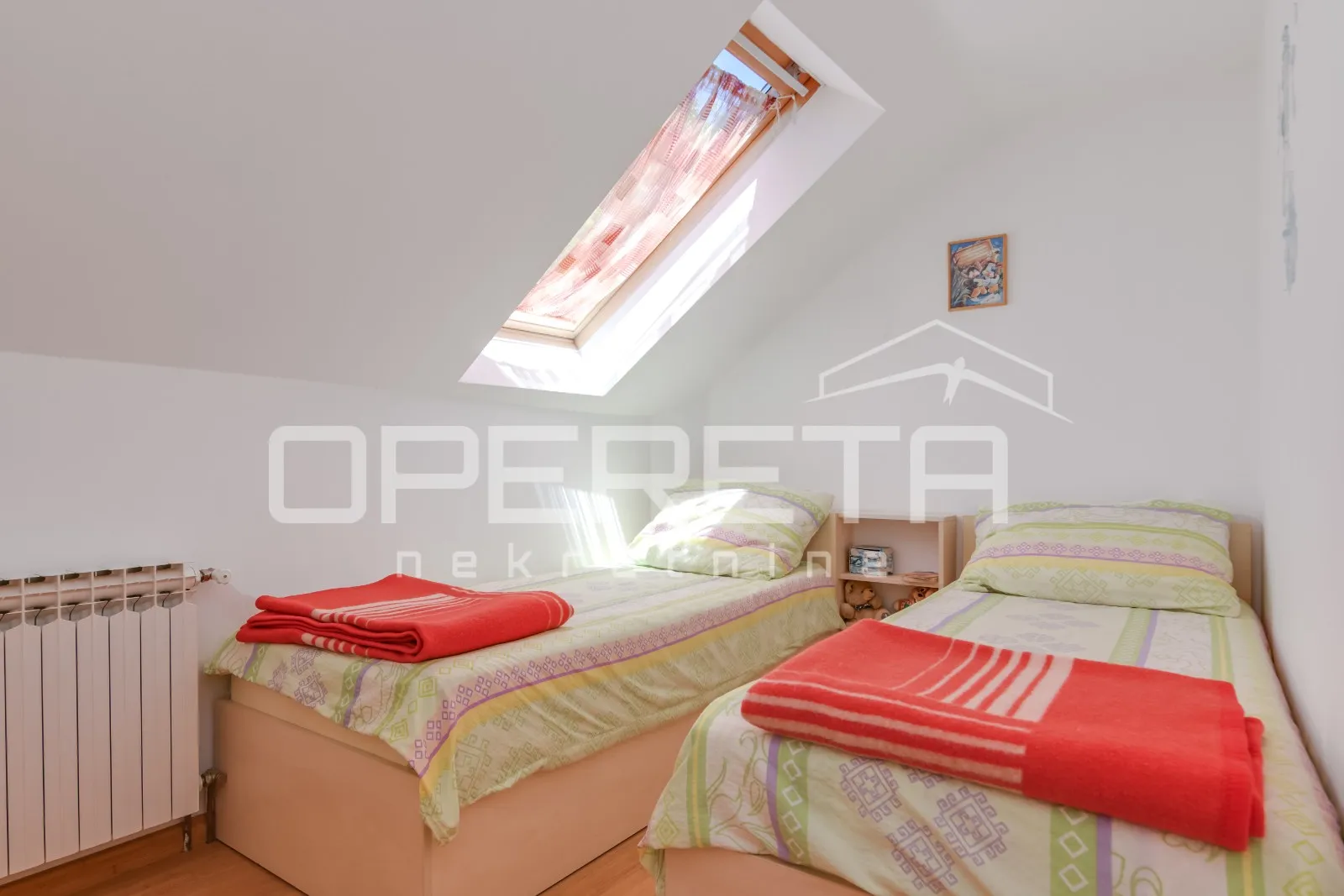 prodaja, kuća za odmor od 103 m2 + autohtona hrastova kuća na parceli od 694 m2 - slika 7