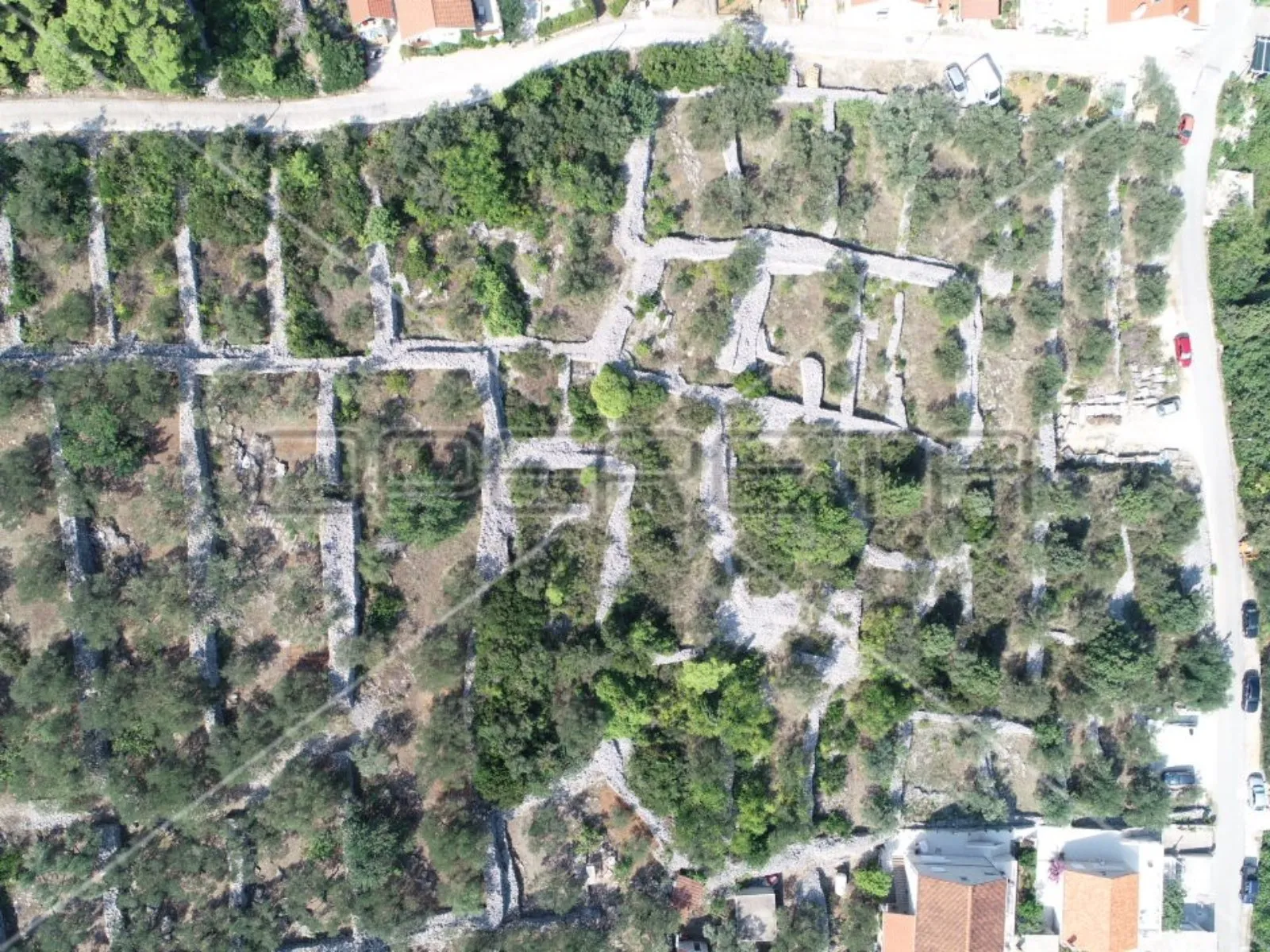 građevinsko zemljište u lumbardi – savršena lokacija za vaš novi dom - slika 12