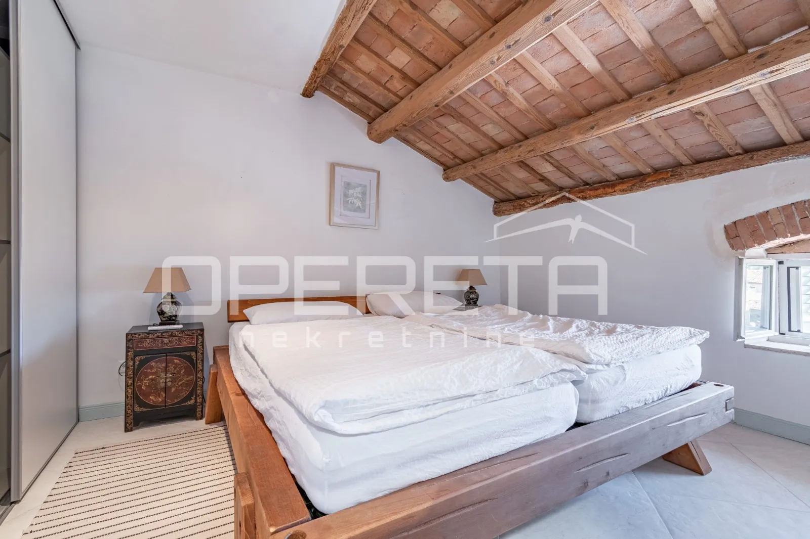 istra, poreč okolica- kamena kuća s dvorištem - slika 16
