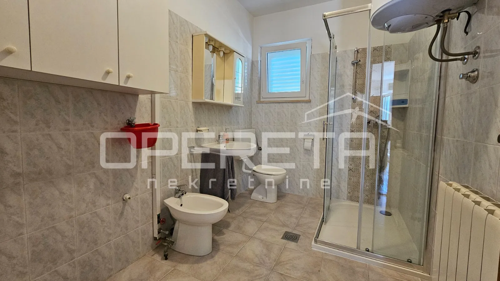zadar – kuća s 2 trosobna stana (100 m²) i podrumom - slika 17