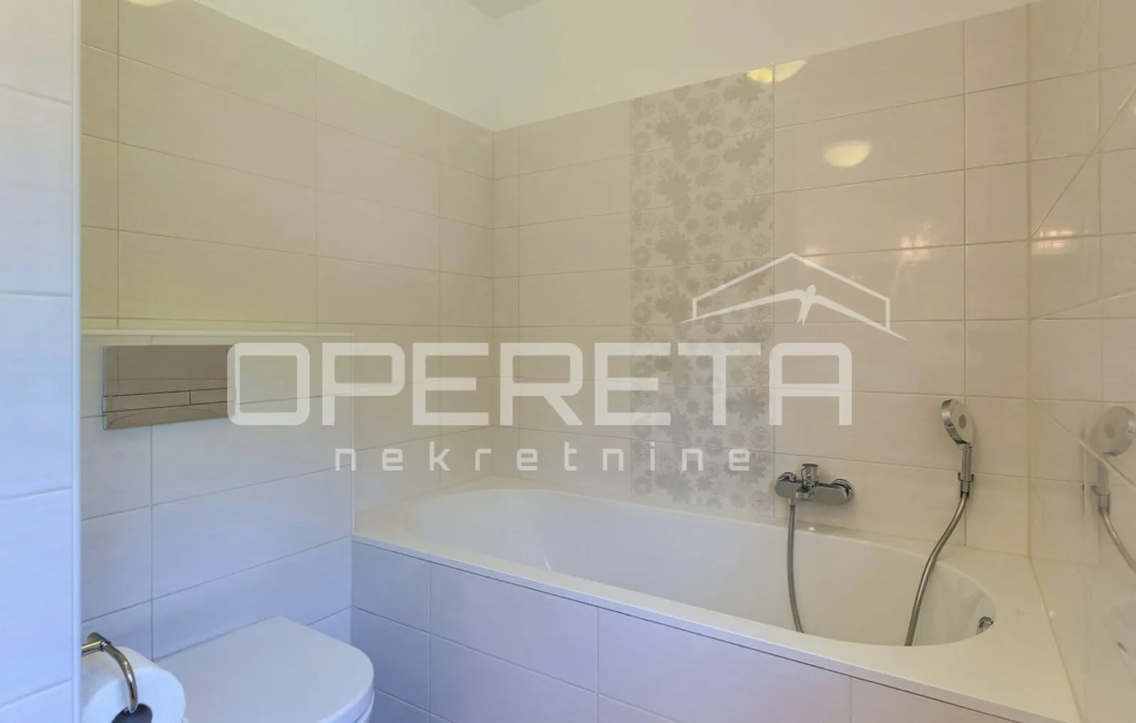 istra, labin, predivna kuća sa bazenom na zemljištu od 4261 m2, mirna lokacija - slika 10