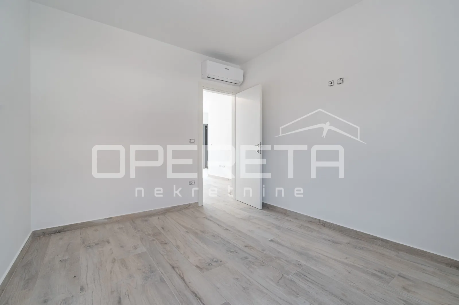 istra, umag okolica-stan na prvom katu s vrtom - slika 5