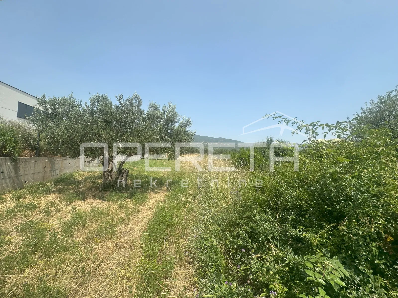 građevinsko zemljište 3.500 m² u trogiru, industrijska zona - slika 9