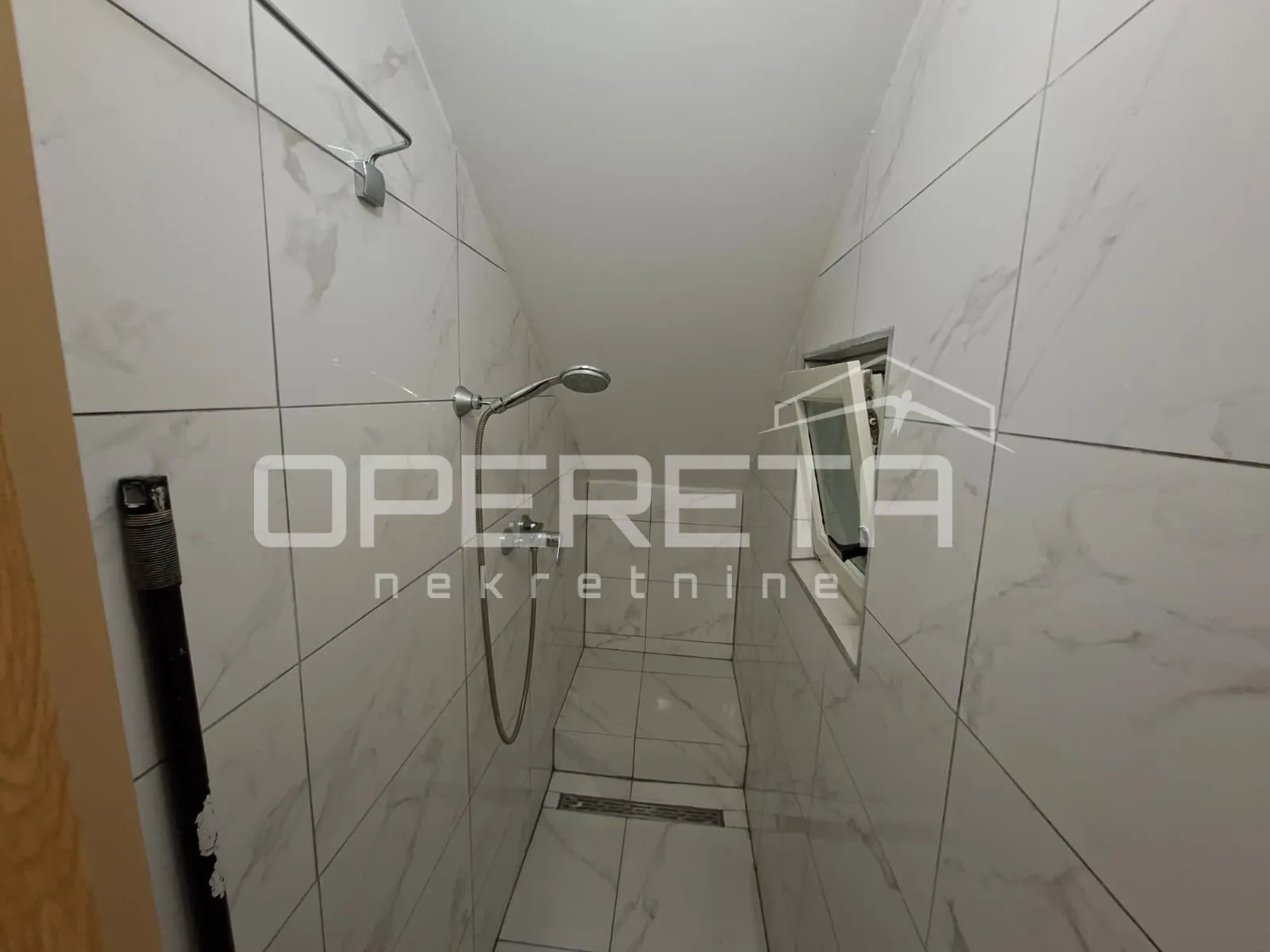 jednosoban stan, varoš 32 m2 - slika 8