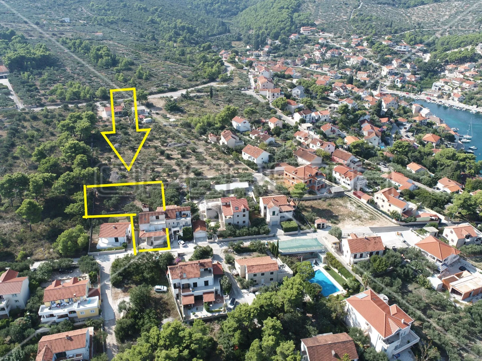 kamena apartmanska kuća s prekrasnim pogledom na more i maslinikom, splitska oto - slika 24