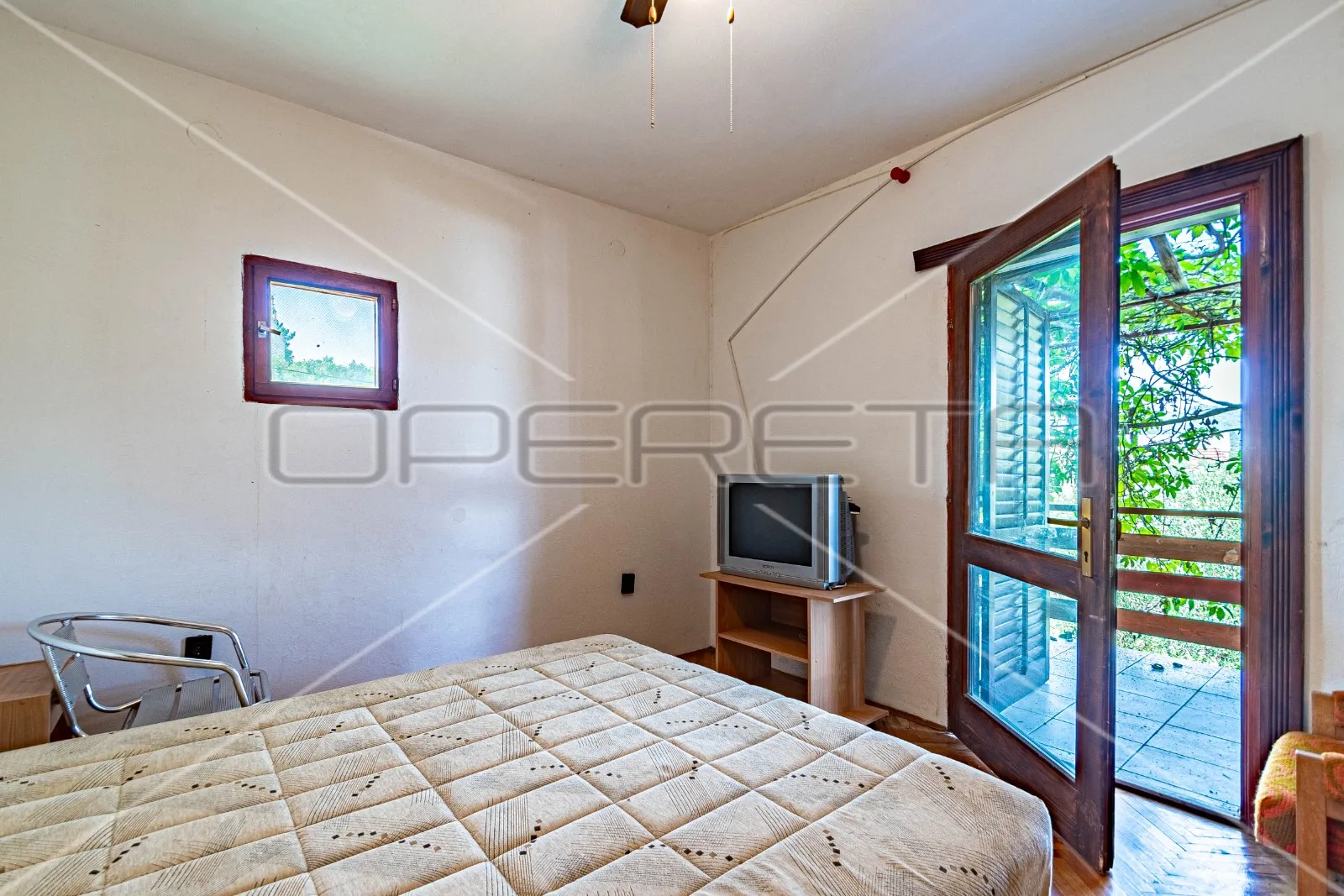 kuća sa 7 apartmana, 250 m do mora, lumbarda - slika 7