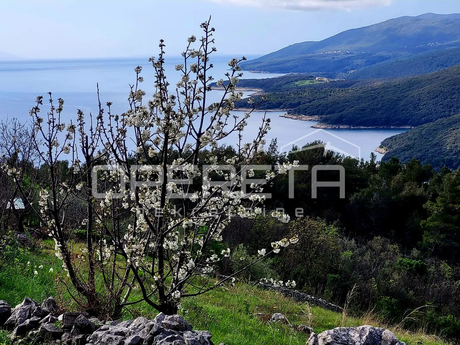 prilika – građevinsko zemljište s otvorenim pogledom na more u rapcu, više od 2. - slika 6