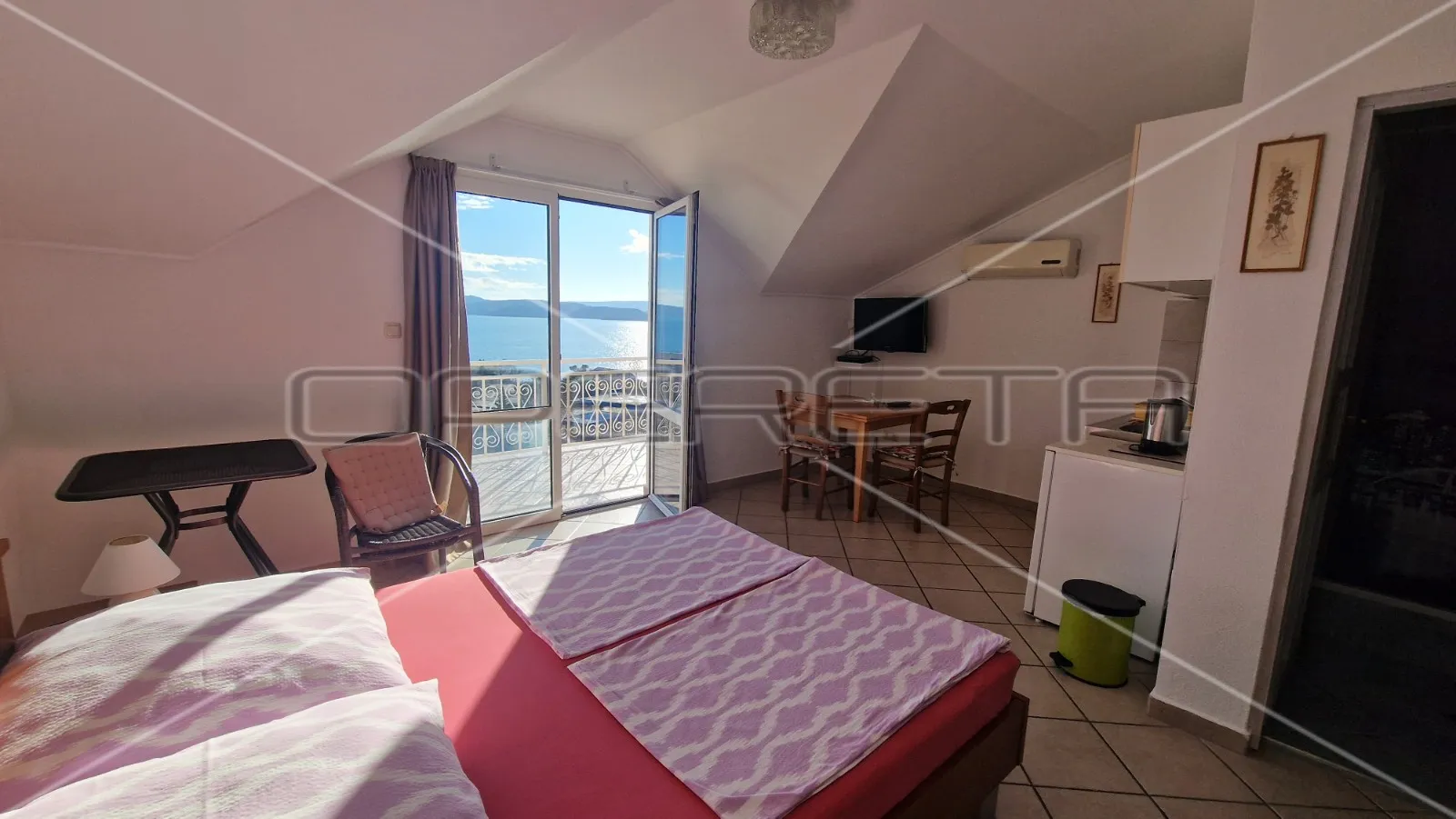 apartmanski objekt s otvorenim pogledom na more, karlobag, 350 m2 - slika 8