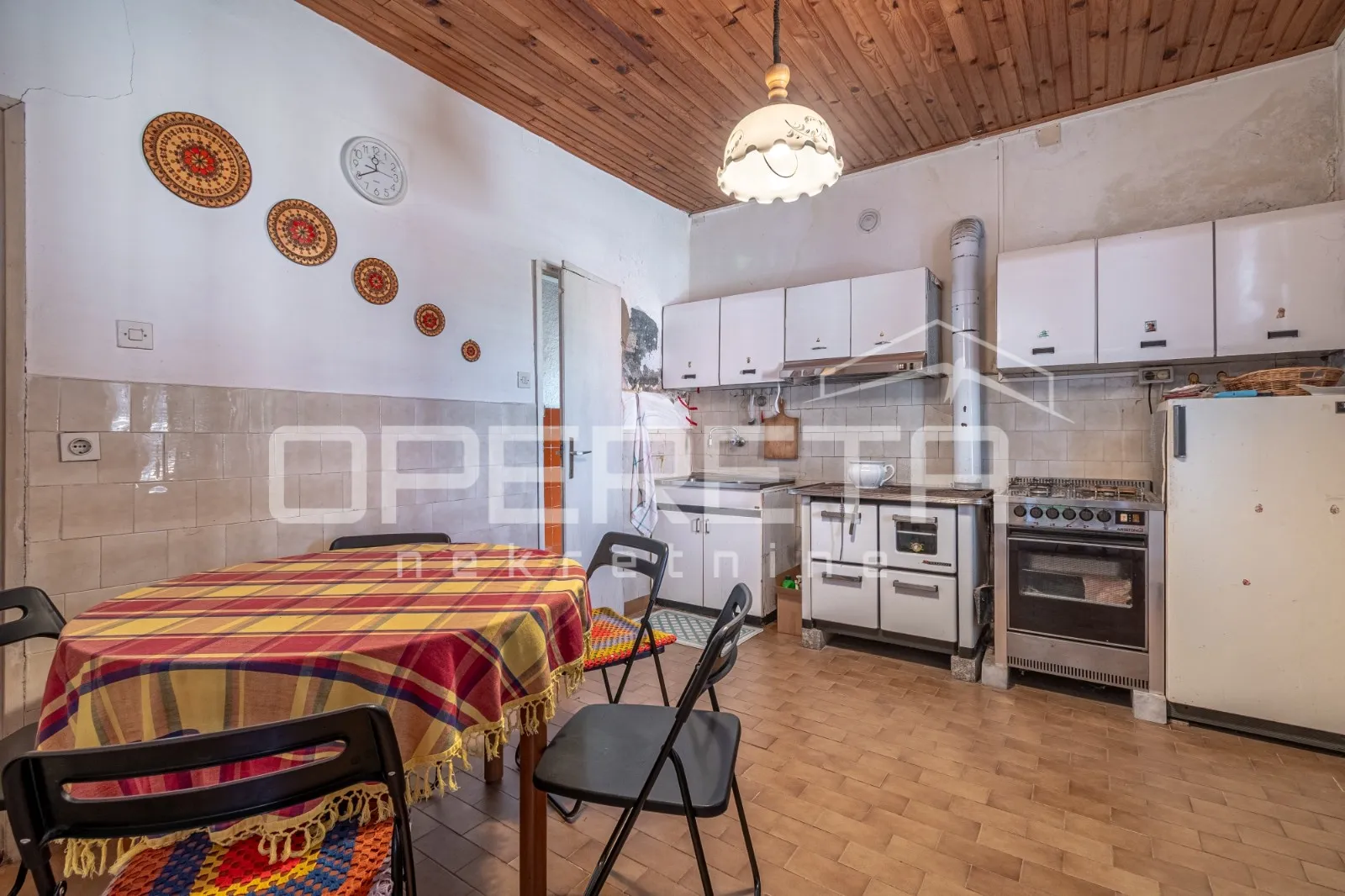 istra, sveti lovreč- kuća s dvorištem u centru - slika 6