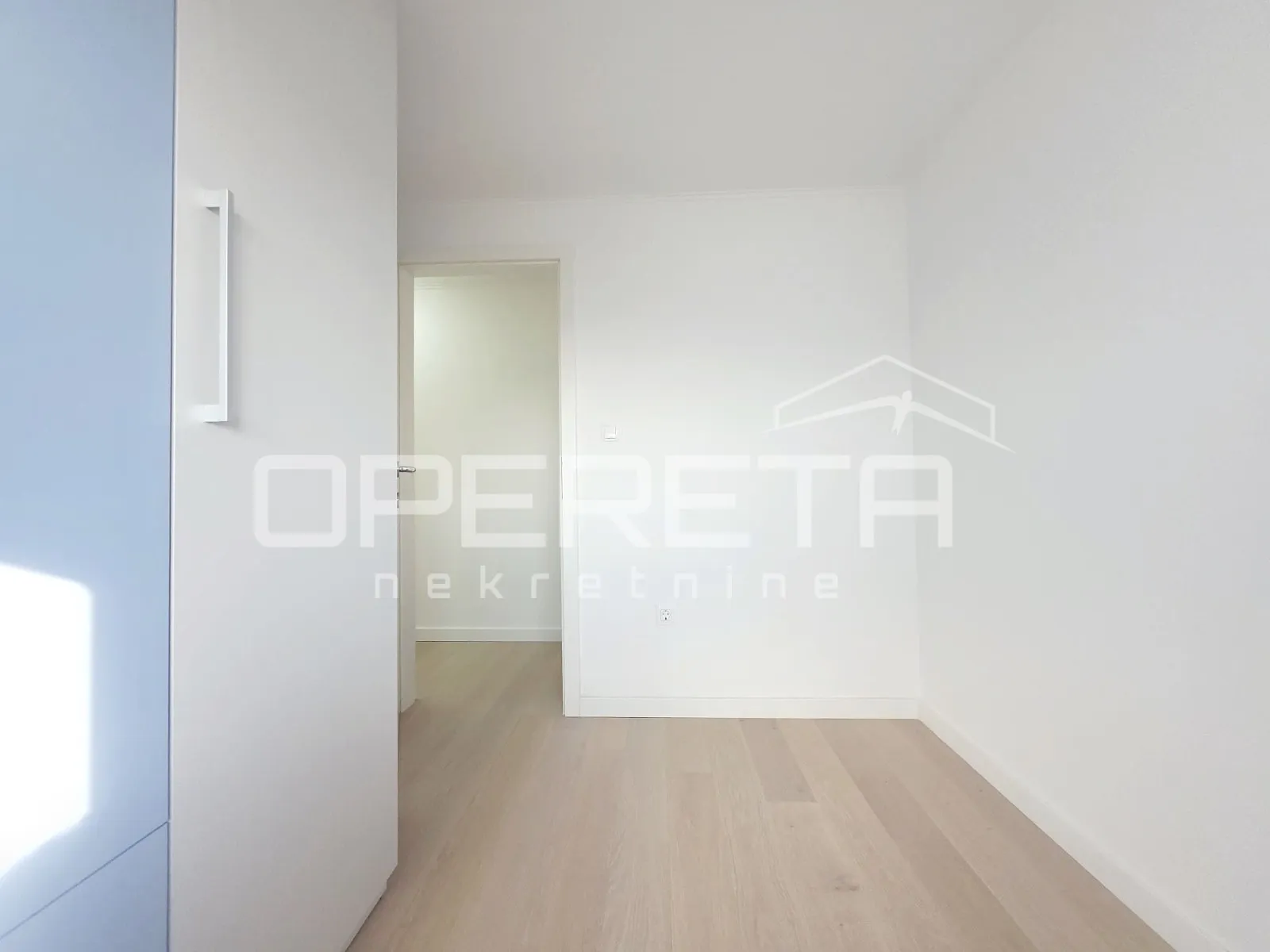 črnomerec, 85m2, 4-soban, terasa 80 m2, vrt i voćnjak 300m2, garaža 20 m2 - slika 13